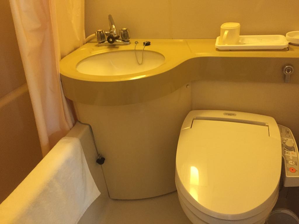 Airway Hotel Naha Room photo